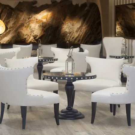 Hotel Ascona 4*